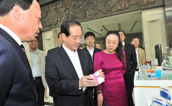 金士力老总_金士力马瑟兰干红(2)