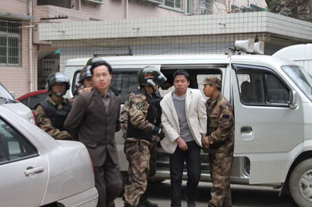 ����ͷĿ��ִ����Ա����