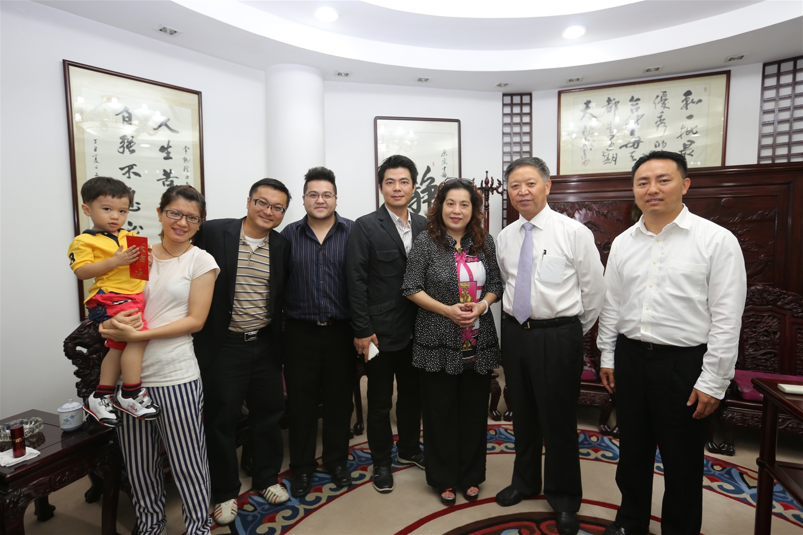 三一老总_华为老总任三老婆照片