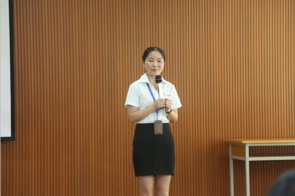 隆力奇第八届演讲比赛隆重闭幕 徐之伟作总结点评