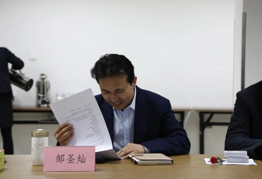 青岛市海洋发展局局长苟团年陪同秦皇岛副市长一行考察康尔生物