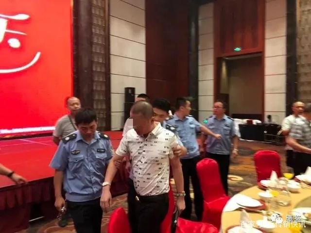 传销五星老总_五星红旗图片(2)