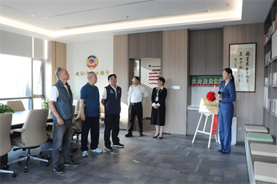 \
